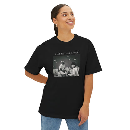 I am not your savior Oversize Shirt